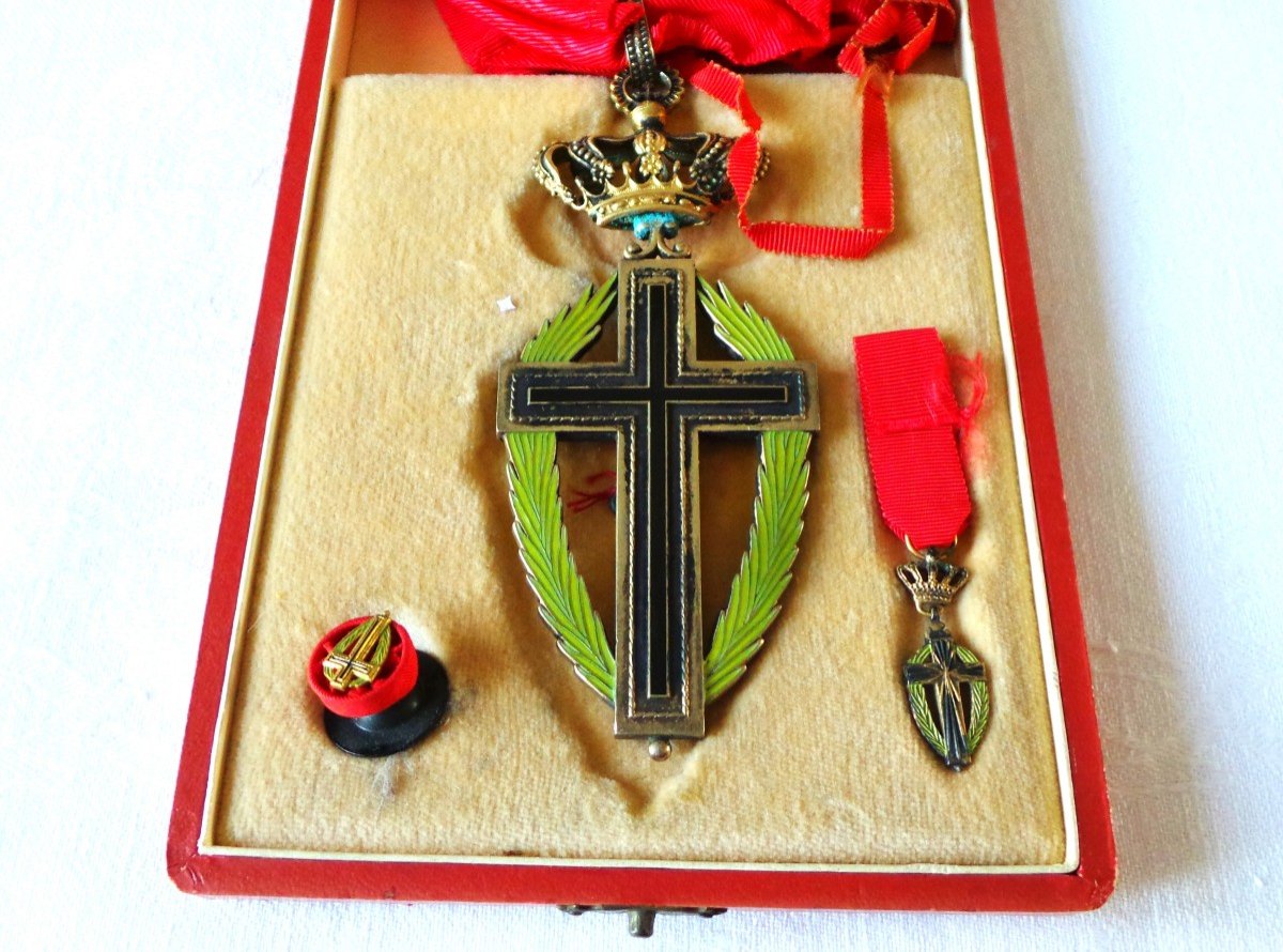 Box “commander Of The Order Of The Holy Sepulcher Of Jerusalem”-photo-2