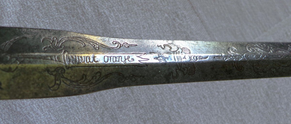 EPEE LAME A LA COLICHEMARDE  GRAVEE AUX ARMES D'ORANGE NASSAU ( 1711-1751 ) XVIII°-photo-4