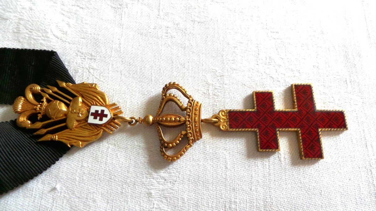 CROIX DE COMMANDEUR ORDRE SOUVERAIN ET MILITAIRE DU TEMPLE DE JERUSALEM FIN XIX° DEBUT XX°