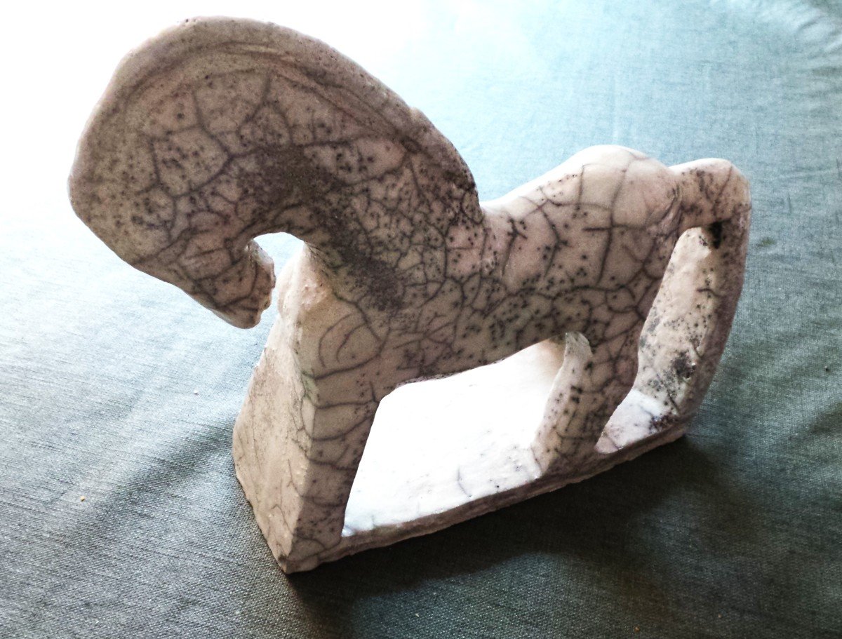 "trojan Horse" White Earth Raku Fired - Signed Ph. D - Sculptor And Painter "retais".-photo-2