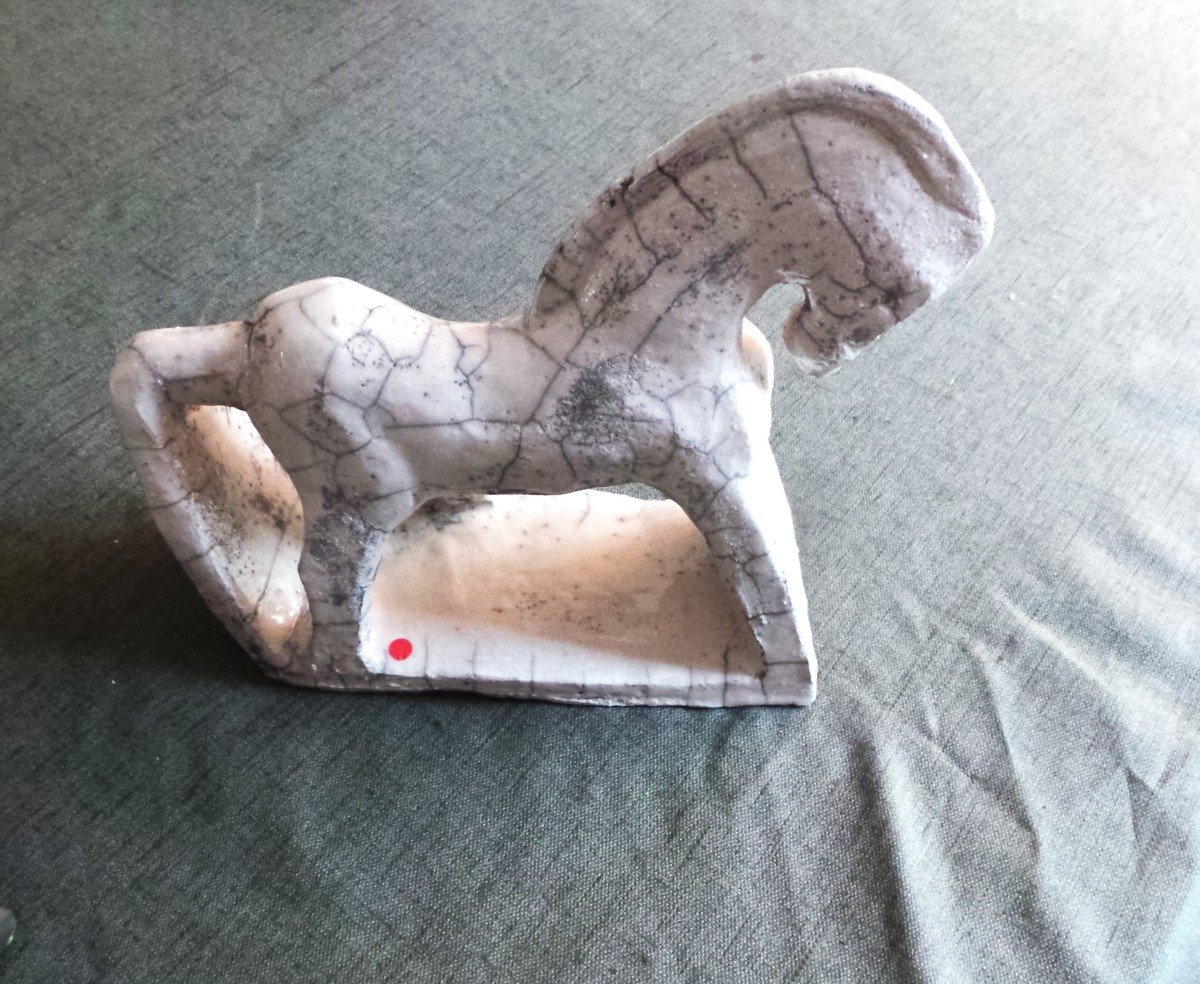 " CHEVAL DE TROIE " TERRE BLANCHE CUISSON RAKU - SIGNE PH. D - SCULPTEUR ET PEINTRE " RETAIS ".-photo-4