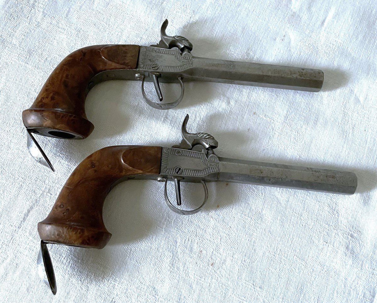 Pair Of Scottish-style Pistols - Marks "b & C" - Percussion - 19th Century 