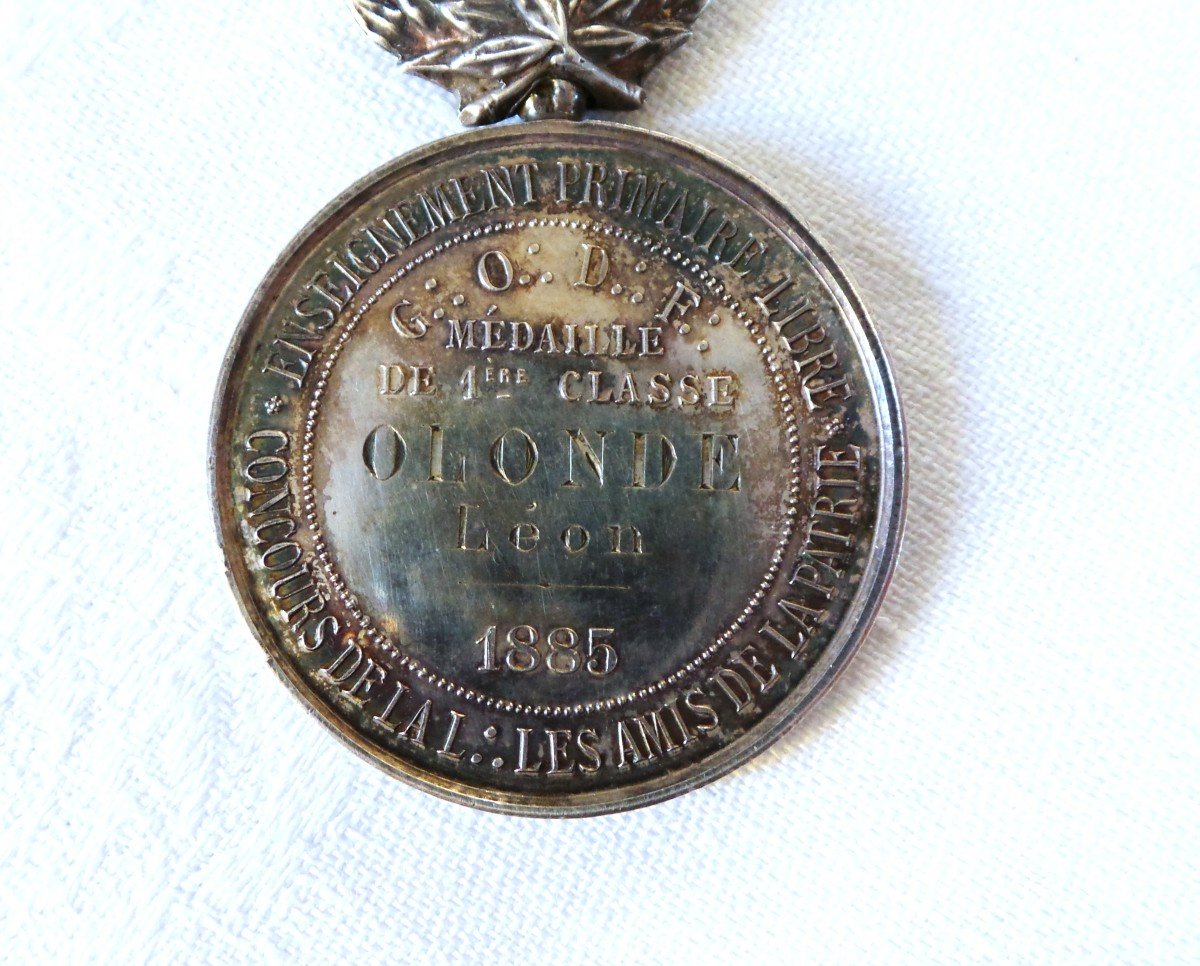 MEDAILLE EN ARGENT - 1885 - LES AMIS DE LA PATRIE ORDRE DE PARIS- GODF-photo-1