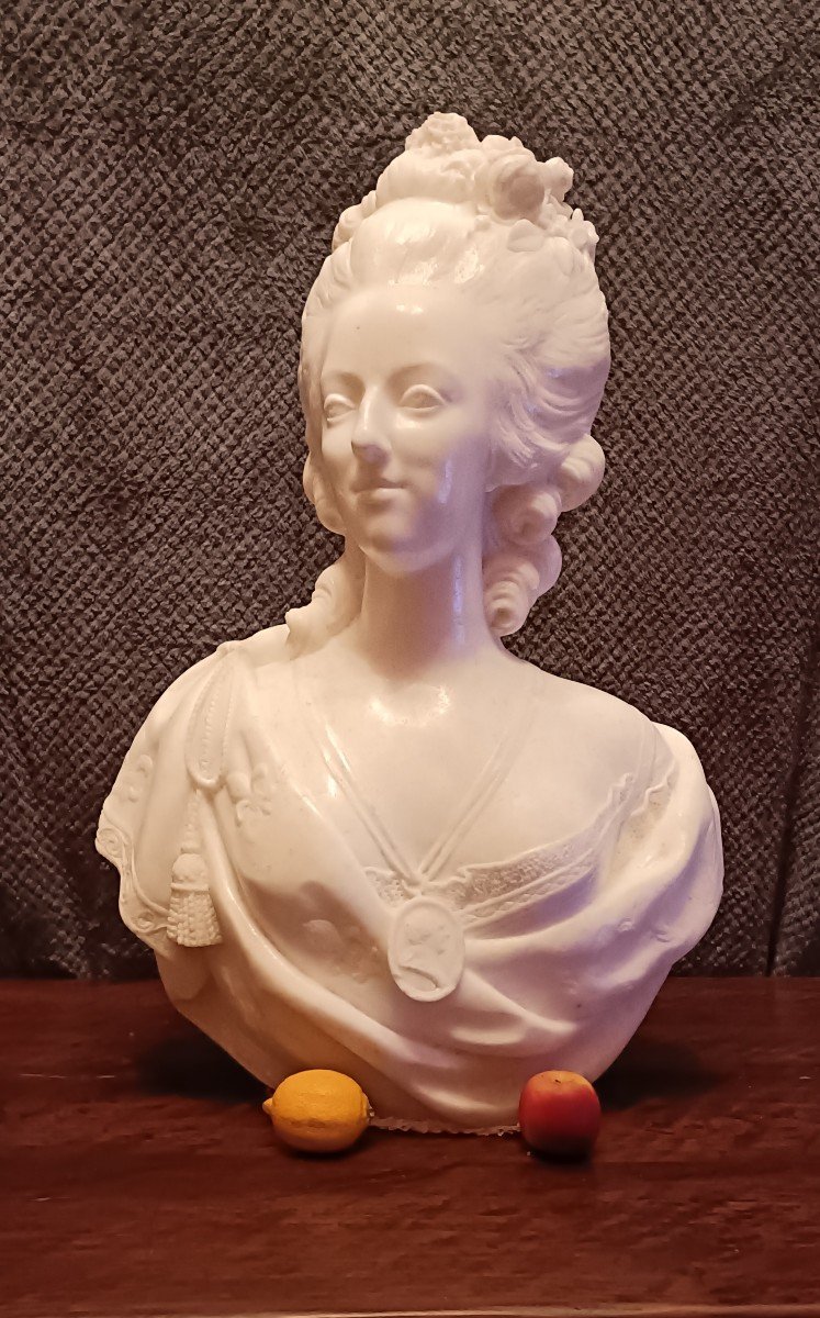 Important Bust Of Marie Antoinette Carrara Marble 19th Century-photo-2