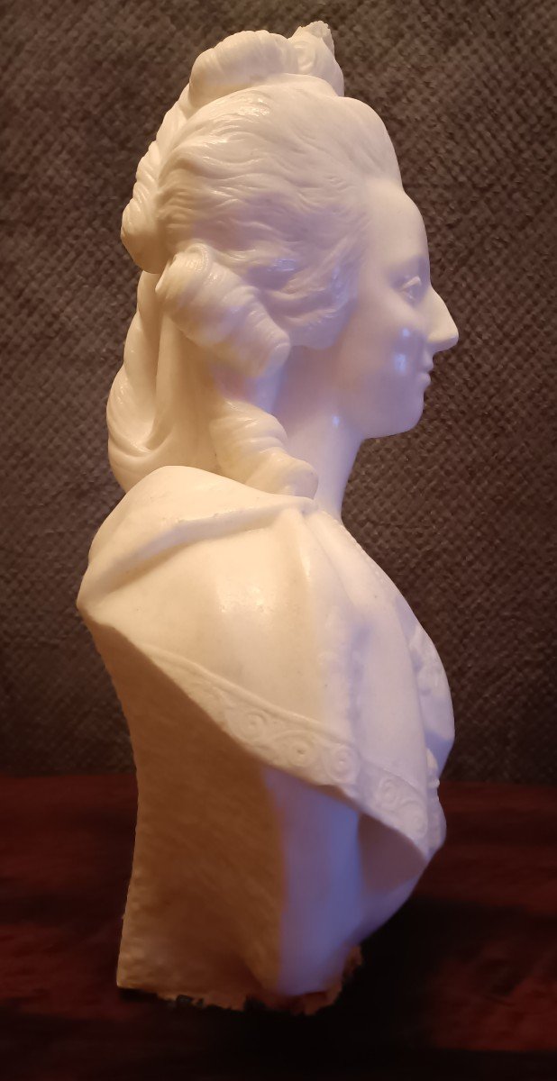 Important Bust Of Marie Antoinette Carrara Marble 19th Century-photo-2