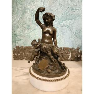 Sculpture en bronze signée Clodion de style louis XVI 