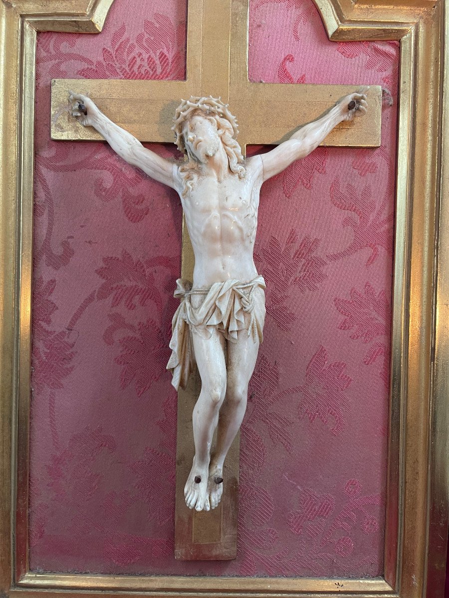 Crucifix Dans Cadre Dore-photo-2