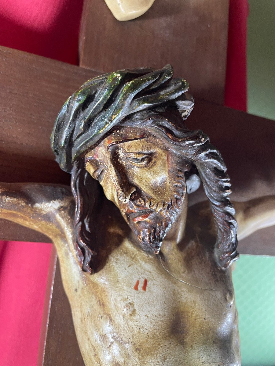 Crucifix En Platre Colore -photo-3