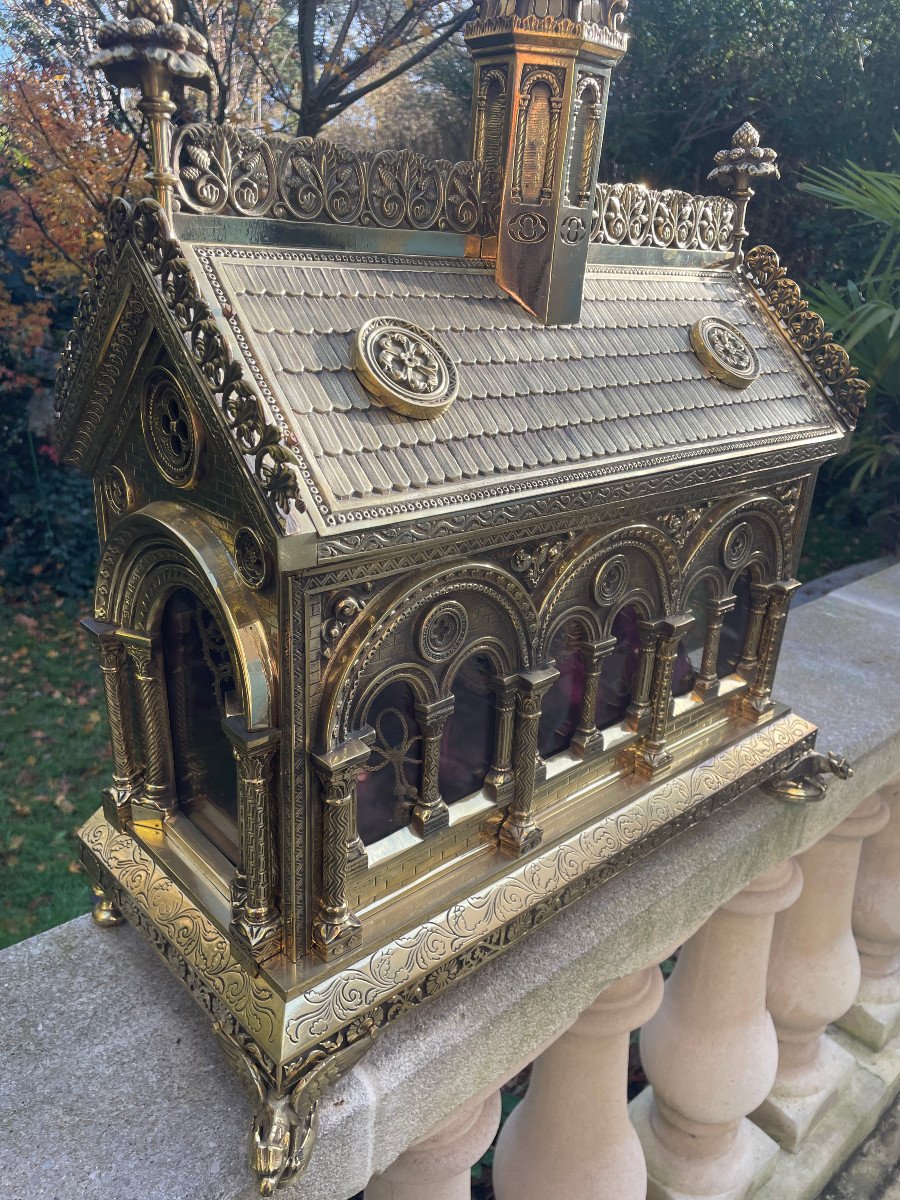 Gilded Bronze Reliquary Chapel -photo-4