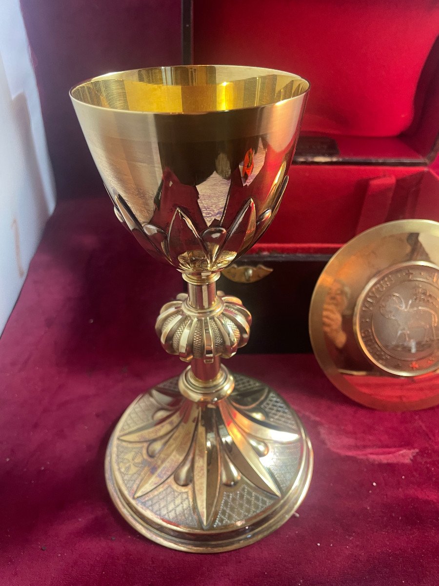 Silver Chalice With Its Patena And Box-photo-4