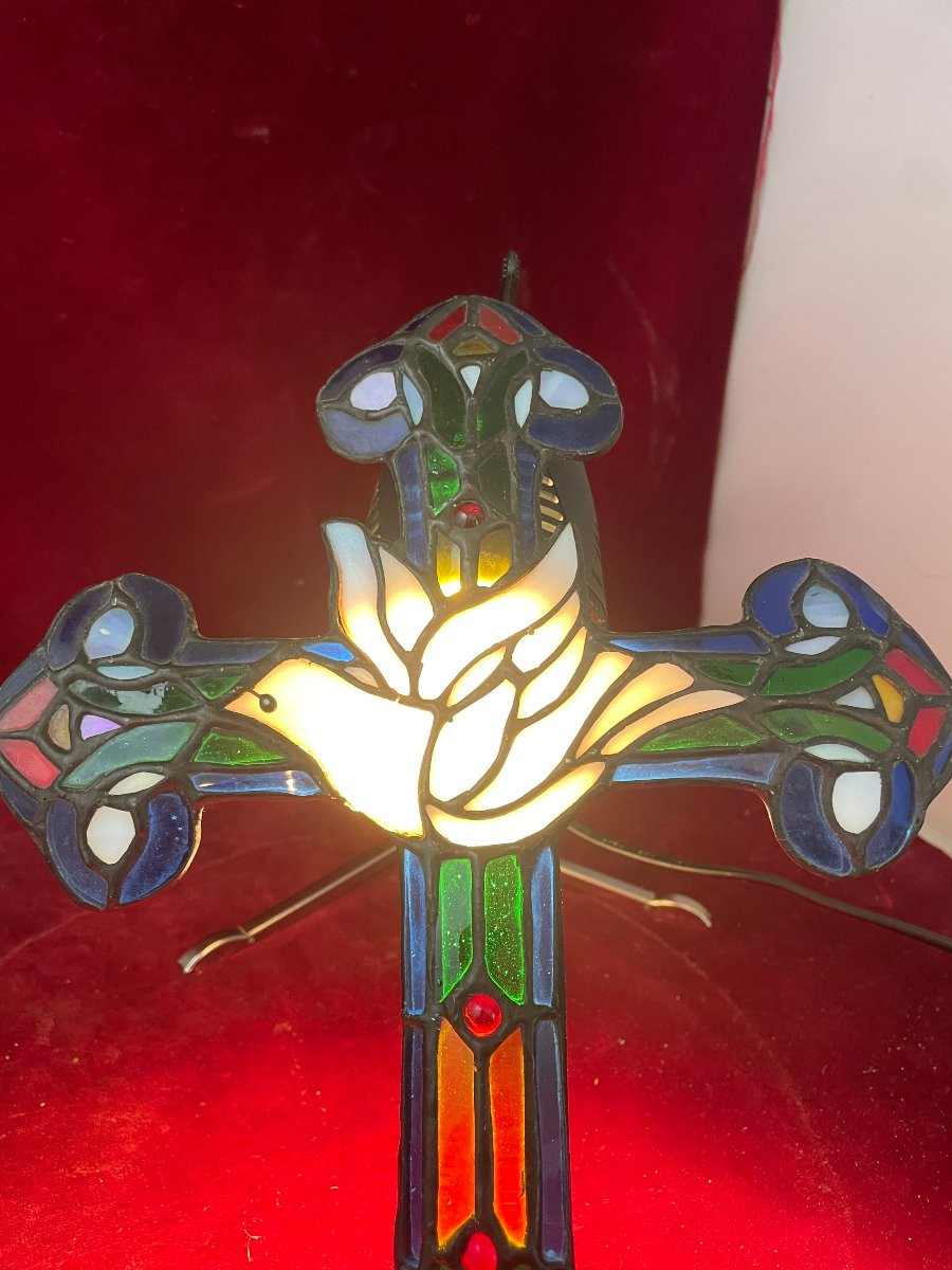 Beautiful Stained Glass Cross With Eucharistic Dove-photo-4