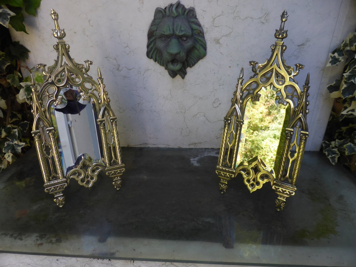 Miroirs Neo Gothiques Paire  Bronze