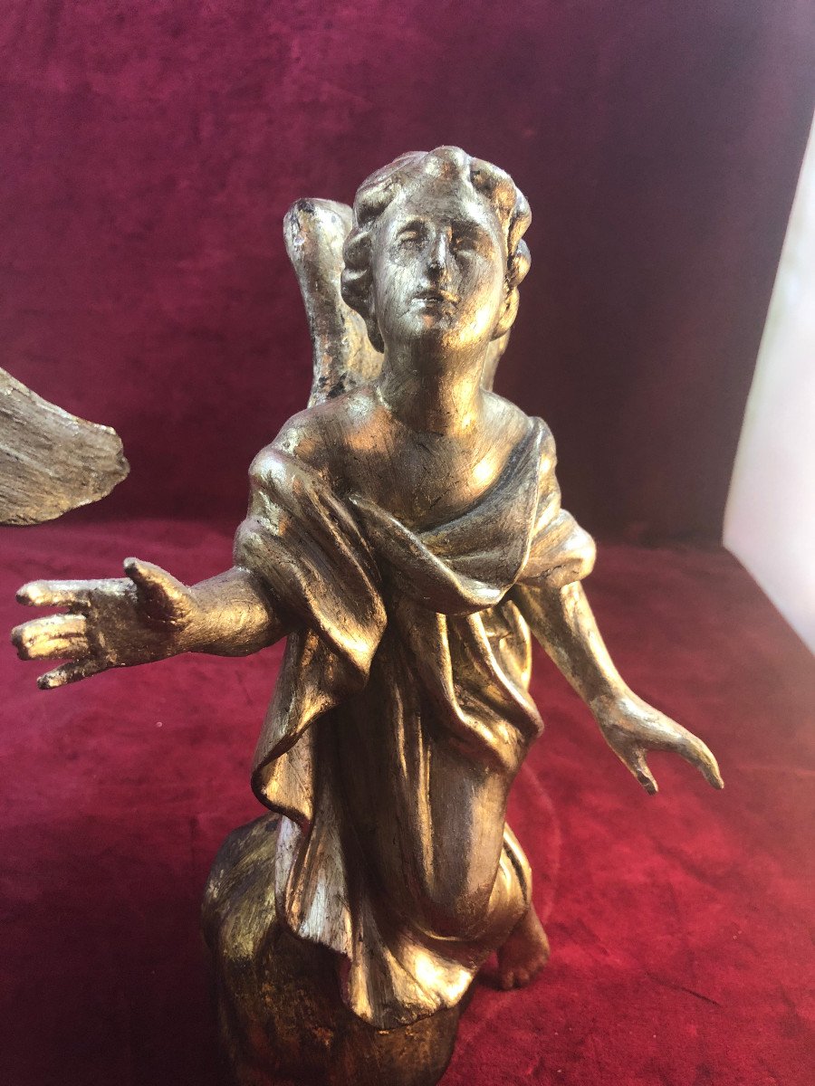 Paire D Anges En Bois Sculpte Agenouilles -photo-2