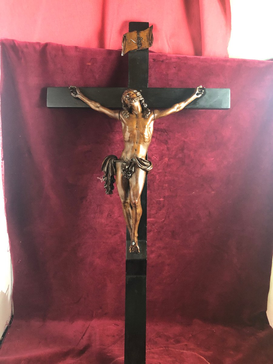 Crucifix Christ In Boxwood