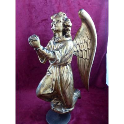 Angel Pillow Praying Wood Dore