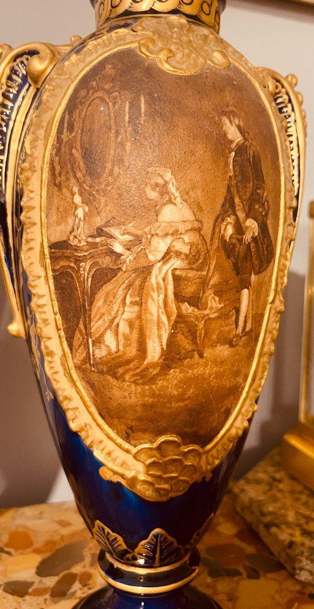 Pair Of Covered Vases: Choisy Le Roi, 19th Century-photo-1