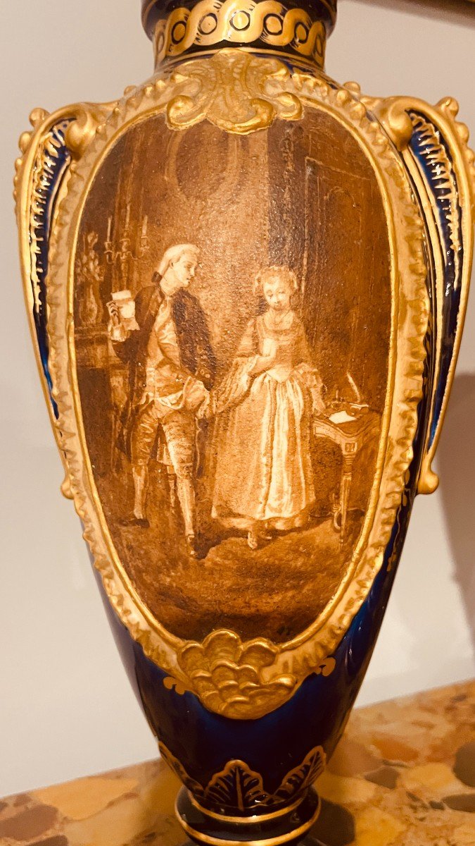 Pair Of Covered Vases: Choisy Le Roi, 19th Century-photo-2