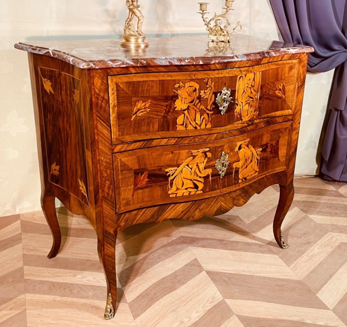 Commode Louis XV , Epoque 18ème 