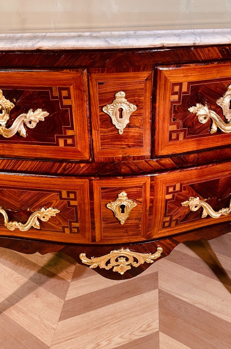 Louis XV Curved Commode, 18th Century Period -photo-3