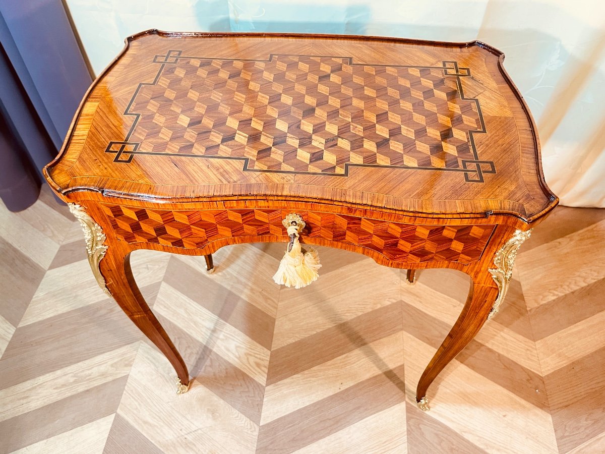 Table De Salon  Louis XV  , époque 18eme 