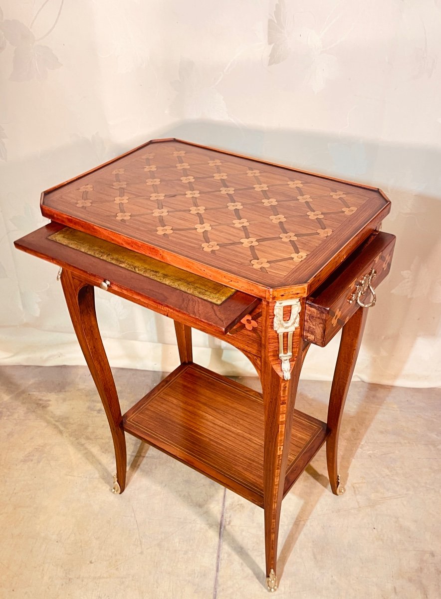 Queen's Marquetry Coffee Table, 19th Century -photo-3