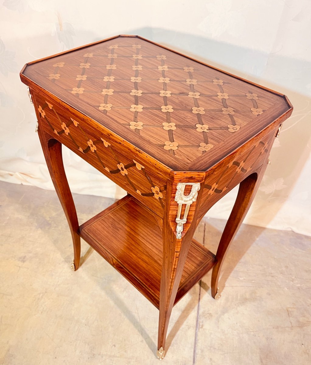 Queen's Marquetry Coffee Table, 19th Century -photo-3