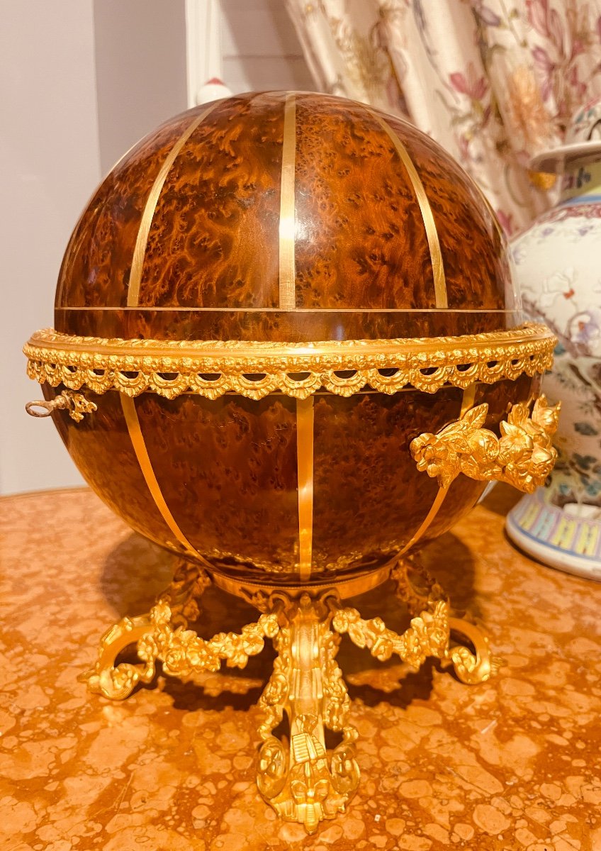 Sublime Spherical Liqueur Cellar, 19th Century 