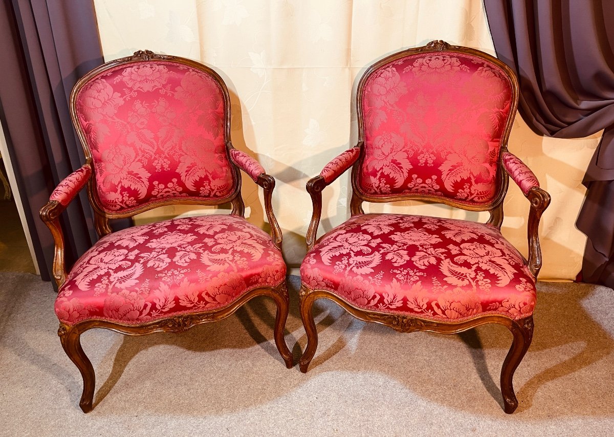 Paire De Fauteuils Louis XV , Estampillés G. JACOB 