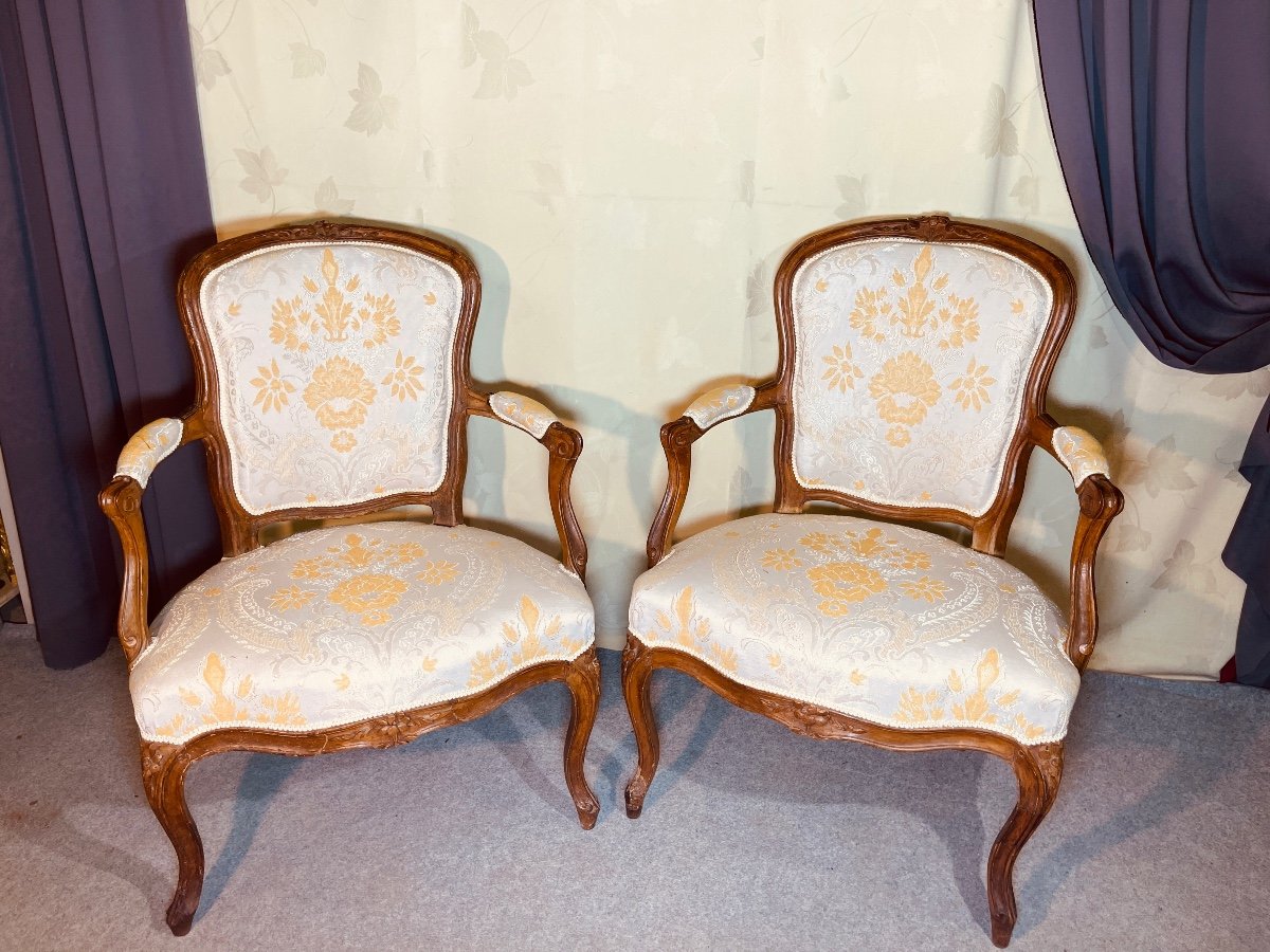 Paire De Fauteuils Louis XV , Estampillés DELION , 18eme 