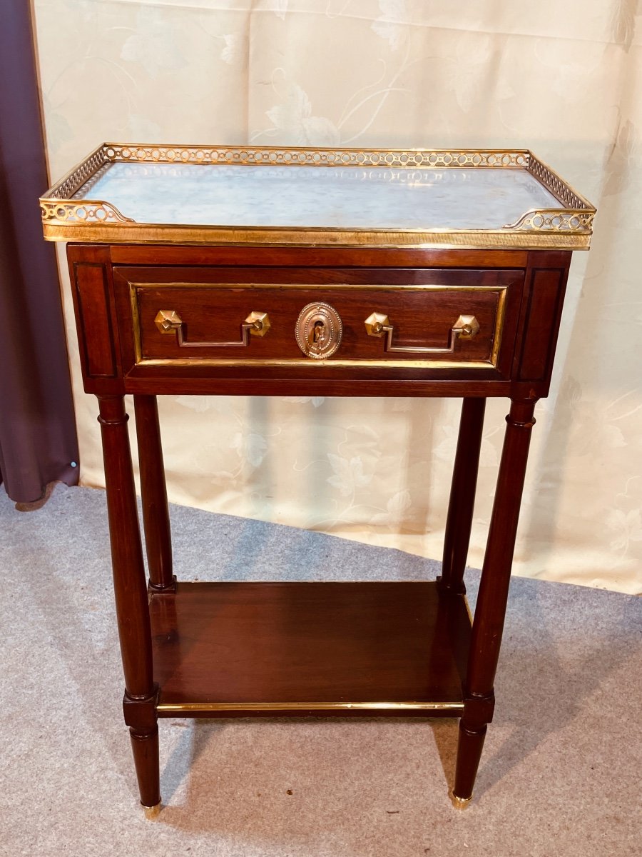 Louis 16 Mahogany Chest Of Drawers, Late 18th Century 