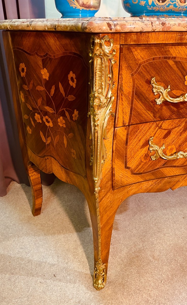 Commode Louis XV à Fleurs , époque 18eme Siècle -photo-1