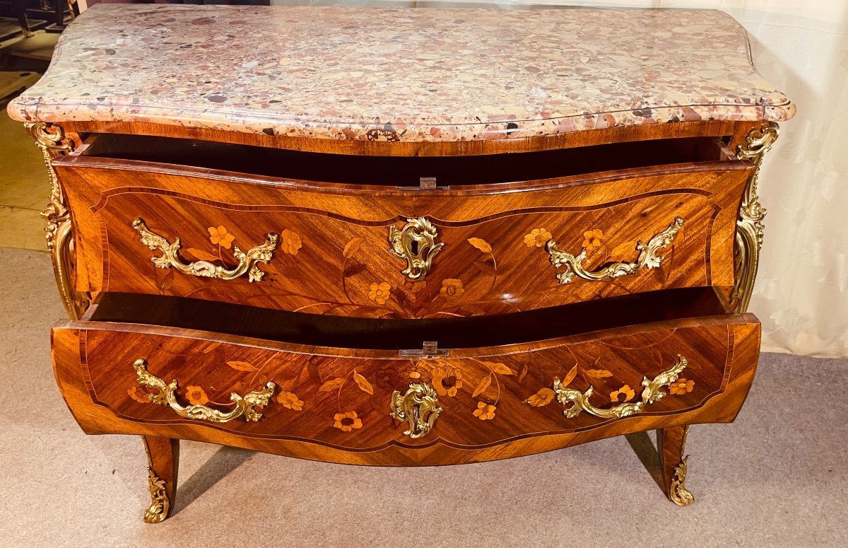 Commode Louis XV à Fleurs , époque 18eme Siècle -photo-2