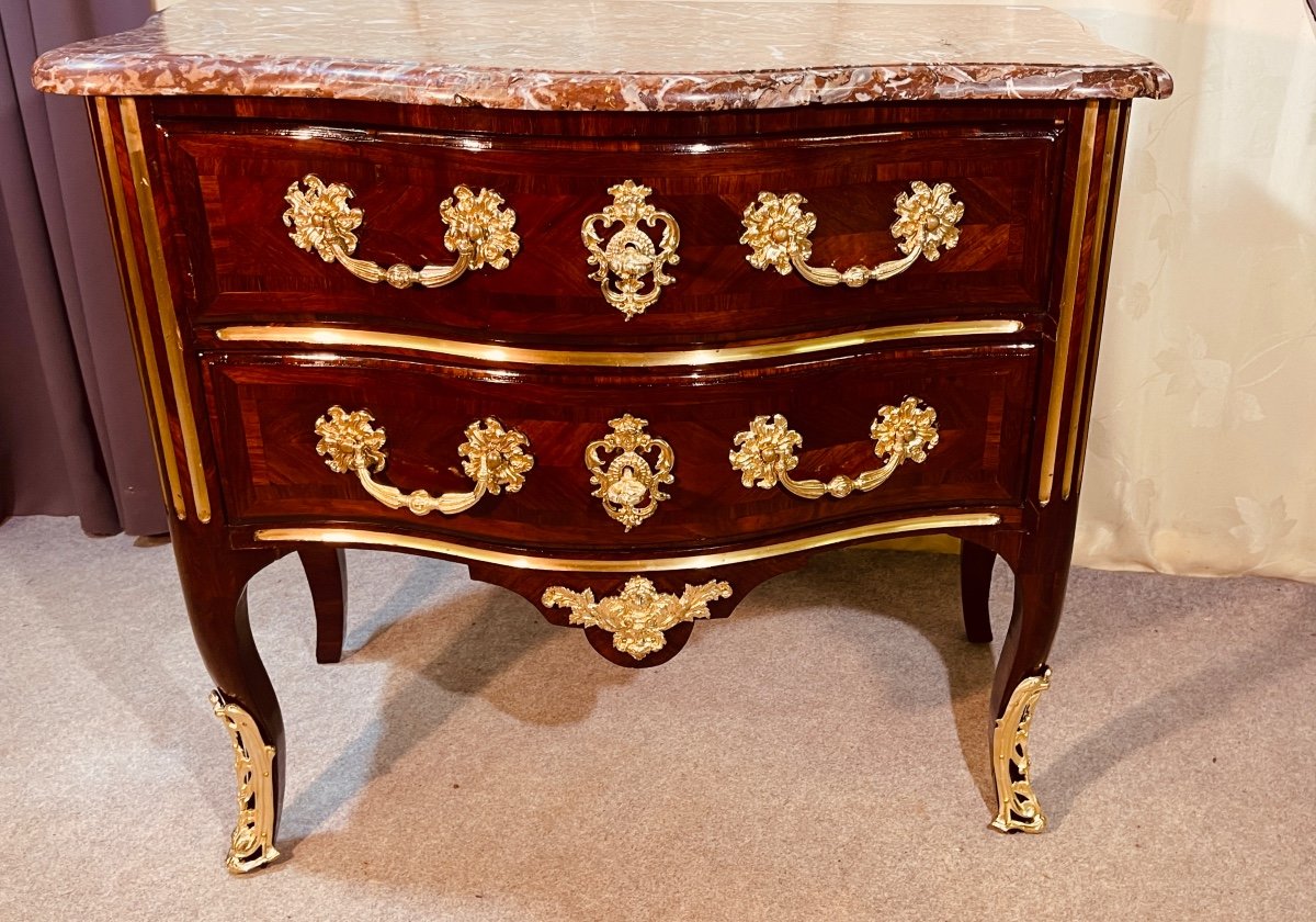 Commode Régence , Estampille Delorme, 18eme Siècle 