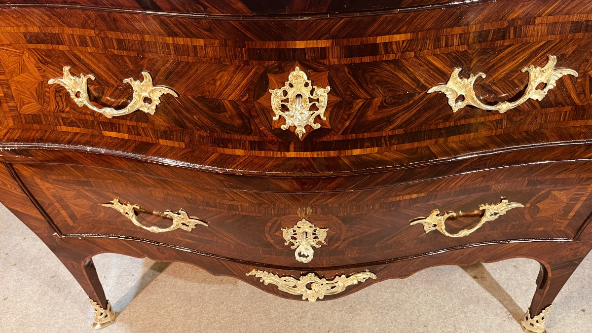 Louis XV Curved Chest Of Drawers, 18th Century -photo-6