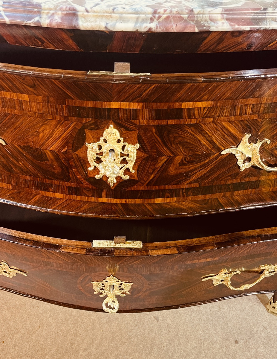 Louis XV Curved Chest Of Drawers, 18th Century -photo-7