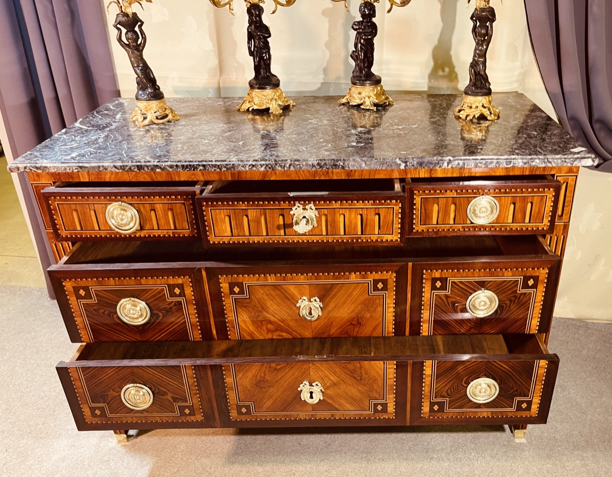 Commode Louis XVI , Estampillée B. MOLITOR  , XVIIIe -photo-5