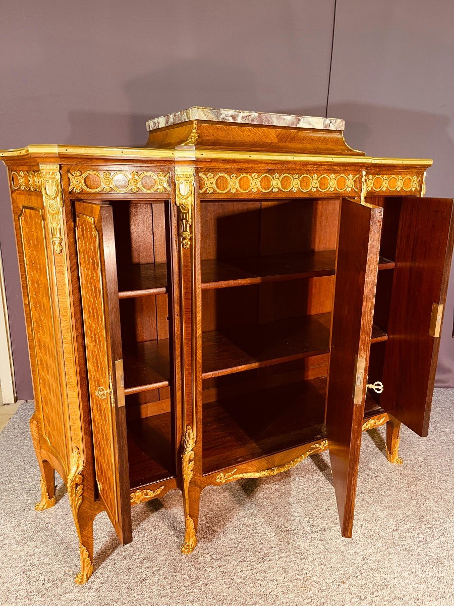 Exceptional 19th Century 3-door Cabinet In Museum Quality-photo-6