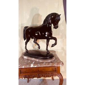 Large Bronze Horse Statue, Signed Hunt, Length 75 Cm