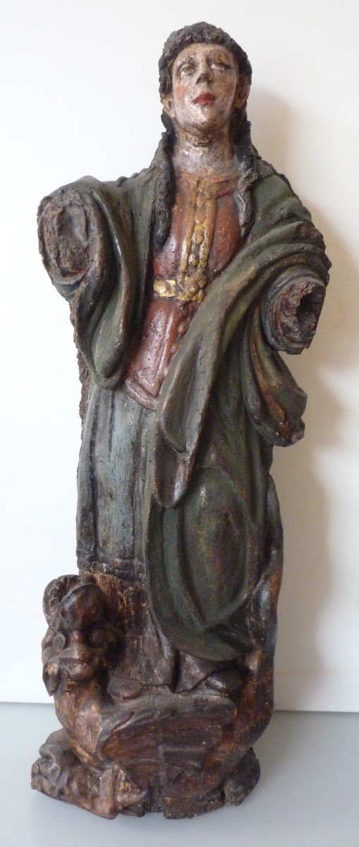 Statue en bois polychrome de Sainte Marthe terrassant le dragon