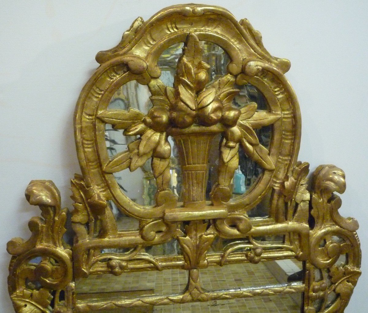 Louis XV Period Mirror In Carved And Gilded Wood-photo-2