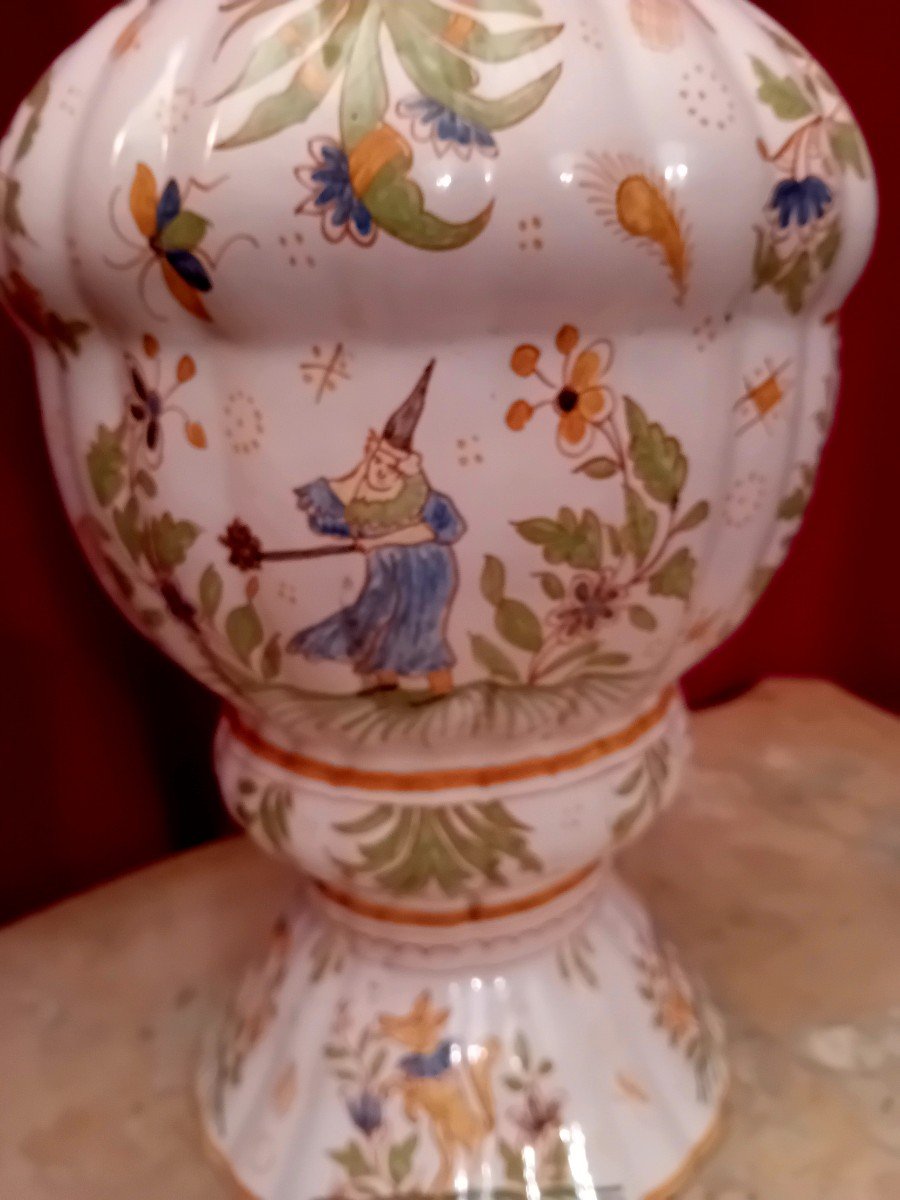 Large Moustiers Vase In The Taste Of The 18th Century.-photo-2