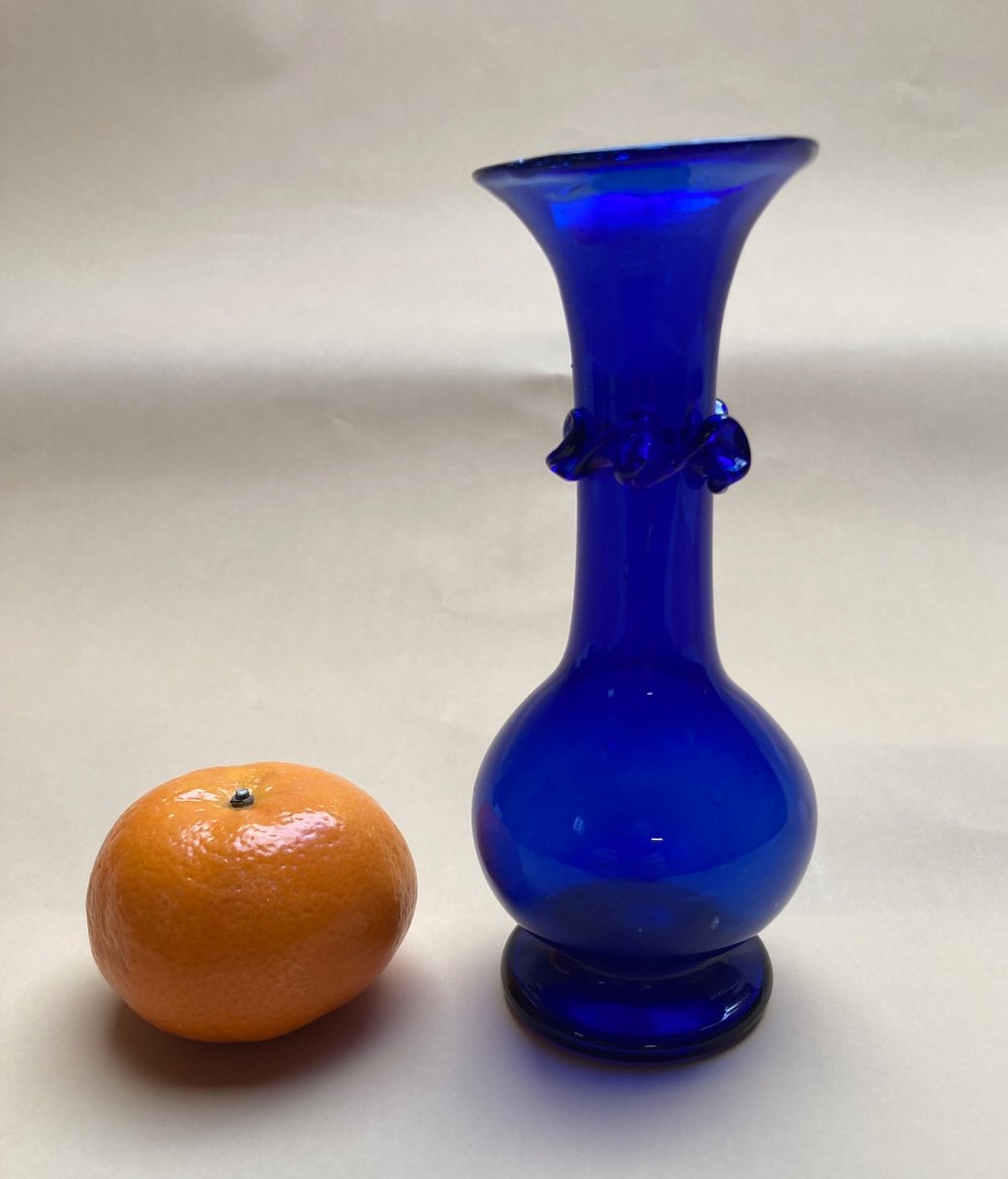Small Soliflore Vase In Intense Blue Glass - Late 18th Century Glassware