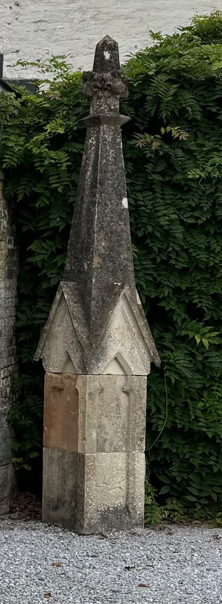 Important Stone Column Capital Gothic -photo-4