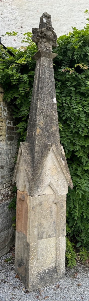 Important Stone Column Capital Gothic 