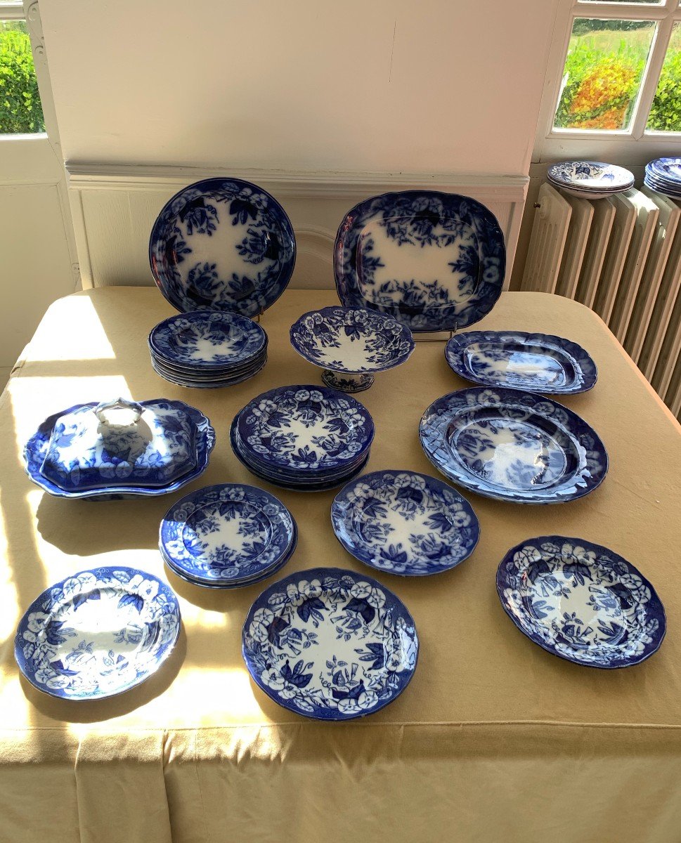 Volubilis Service Part In Fine Earthenware In Shades Of Blue, 26 Pieces