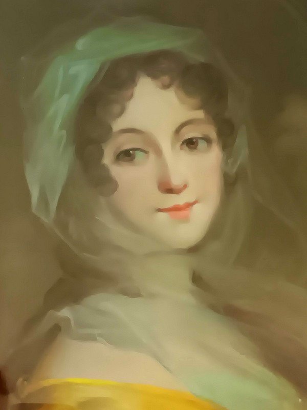 Charming Pastel Portrait Of Young Woman With Veil-photo-3