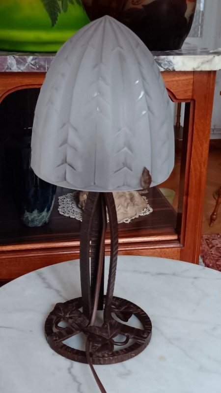 Lampe de table Degué à pied En Fer Forgé Epoque Art déco vers 1930-photo-5