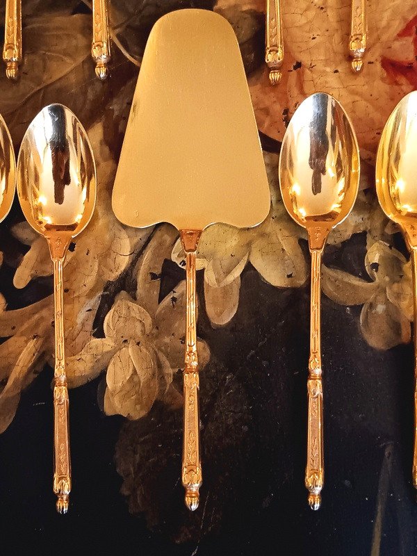 Suite Of 12 “russian Style” Dessert Cake Tea Spoons In Golden Metal-photo-5
