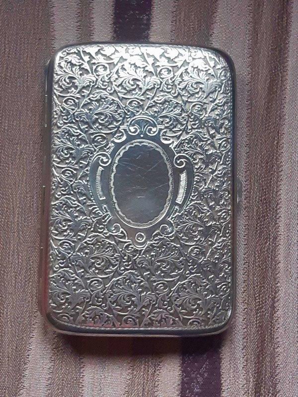 Lovely Cigarette Box Case In Solid Silver And Vermeil 