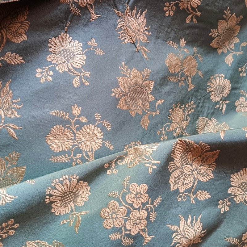 Piece Of Silk Brocade Fabric Floral Decorated Fabric Never Used-photo-3